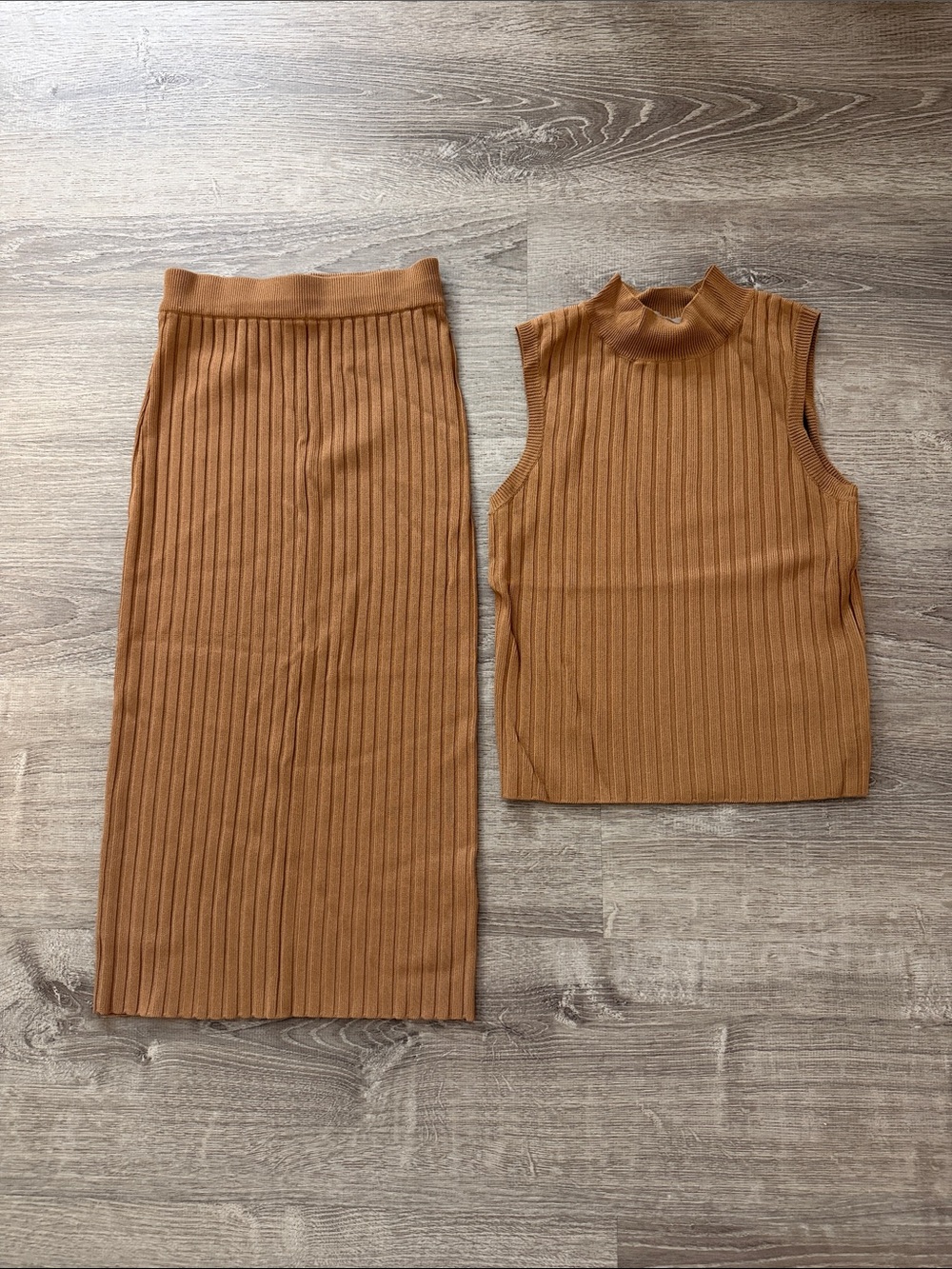 Guess Ribbed Knit Sleeveless Top & Midi Skirt Set in Camel/ S